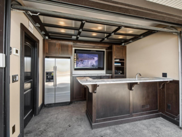Entry Foyer Photo of 15000 Patrick Road, Pitt Meadows, BC