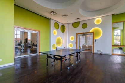 Kitchen Photo of 3607 9981 Whalley Boulevard, Surrey, BC