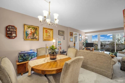 304 4941 Lougheed Highway, Burnaby, BC, Burnaby — Apartment/Condo for sale
