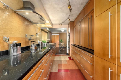 Kitchen Photo of 601 6622 Southoaks Crescent, Burnaby, BC