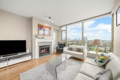 2403 6838 Station Hill Drive, Burnaby, BC, Burnaby — Apartment/Condo for sale