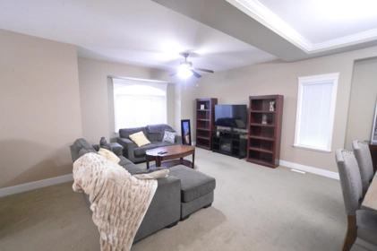 Breakfast Nook Photo of 23161 123 Avenue, Maple Ridge, BC
