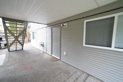 Swimming Pool Photo of 23161 123 Avenue, Maple Ridge, BC