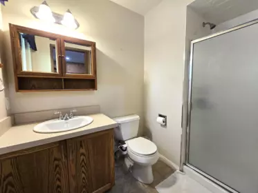 Guest Bathroom Photo of 35361 Rockwell Drive, Abbotsford, BC