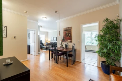 Primary Bedroom Photo of 306 6688 Burlington Avenue, Burnaby, BC