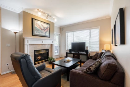 Walk-In Closet Photo of 306 6688 Burlington Avenue, Burnaby, BC