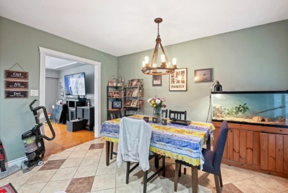 Breakfast Nook Photo of 1771 Grant Avenue, Port Coquitlam, BC