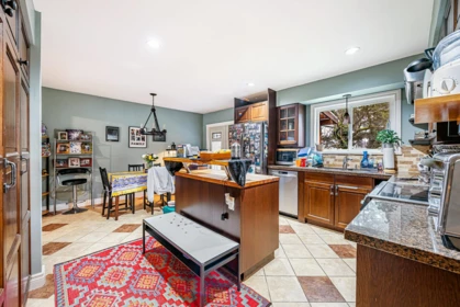Kitchen Photo of 1771 Grant Avenue, Port Coquitlam, BC