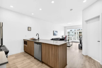 Kitchen Photo of 608 32838 Landeau Place, Abbotsford, BC