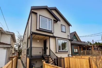 3 435 E 47th Avenue, Vancouver, BC, Vancouver — Half Duplex for sale