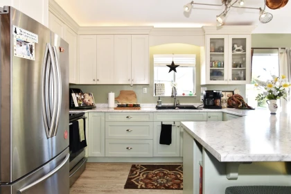 Kitchen Island Photo of 4 9055 Shook Road, Mission, BC