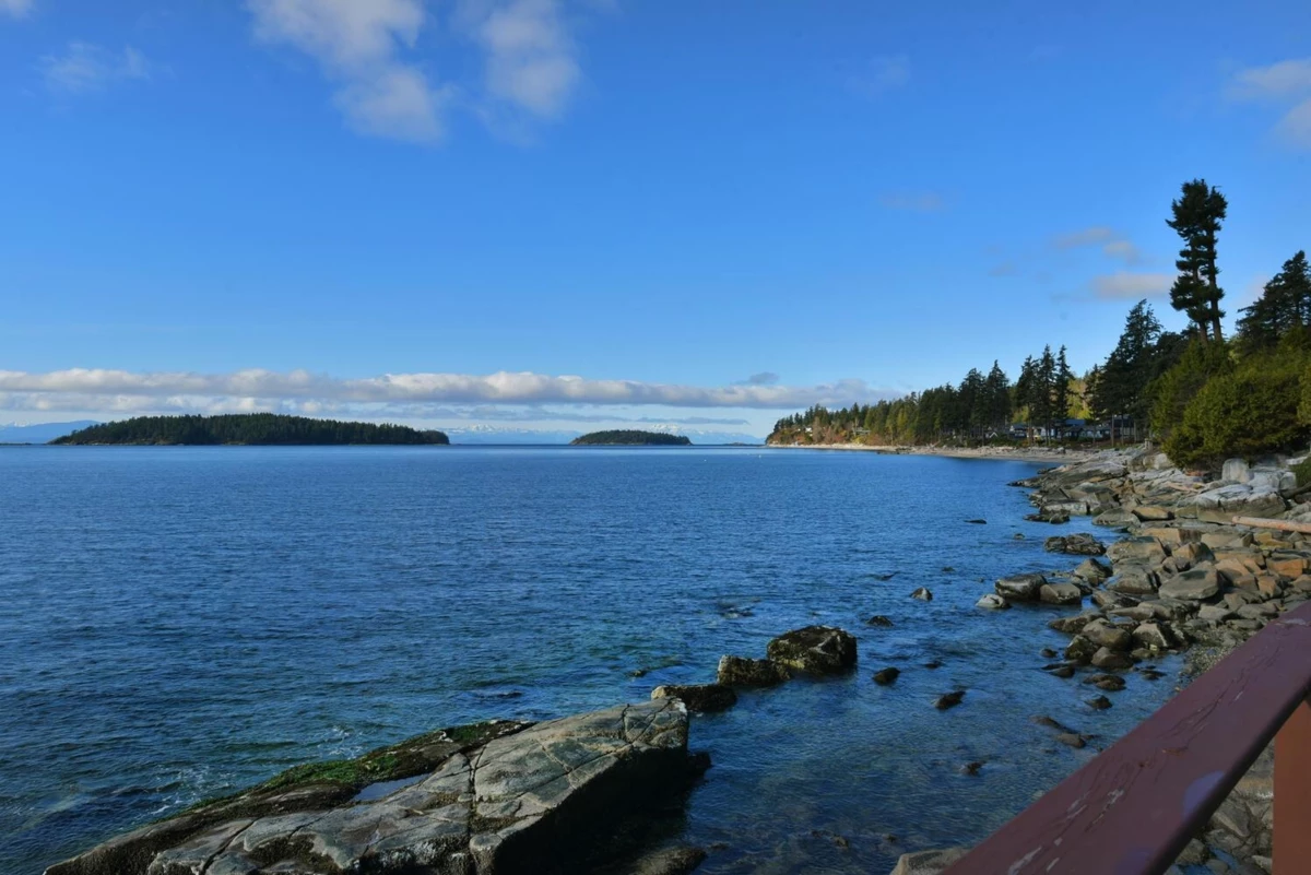 Exterior Rear Photo of 5907 Sunshine Coast Highway, Sechelt, BC