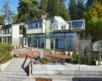 5907 Sunshine Coast Highway, Sechelt, BC, Sechelt — Single Family Residence for sale