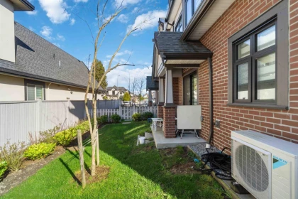 Office / Den Photo of 8 9633 Steveston Highway, Richmond, BC