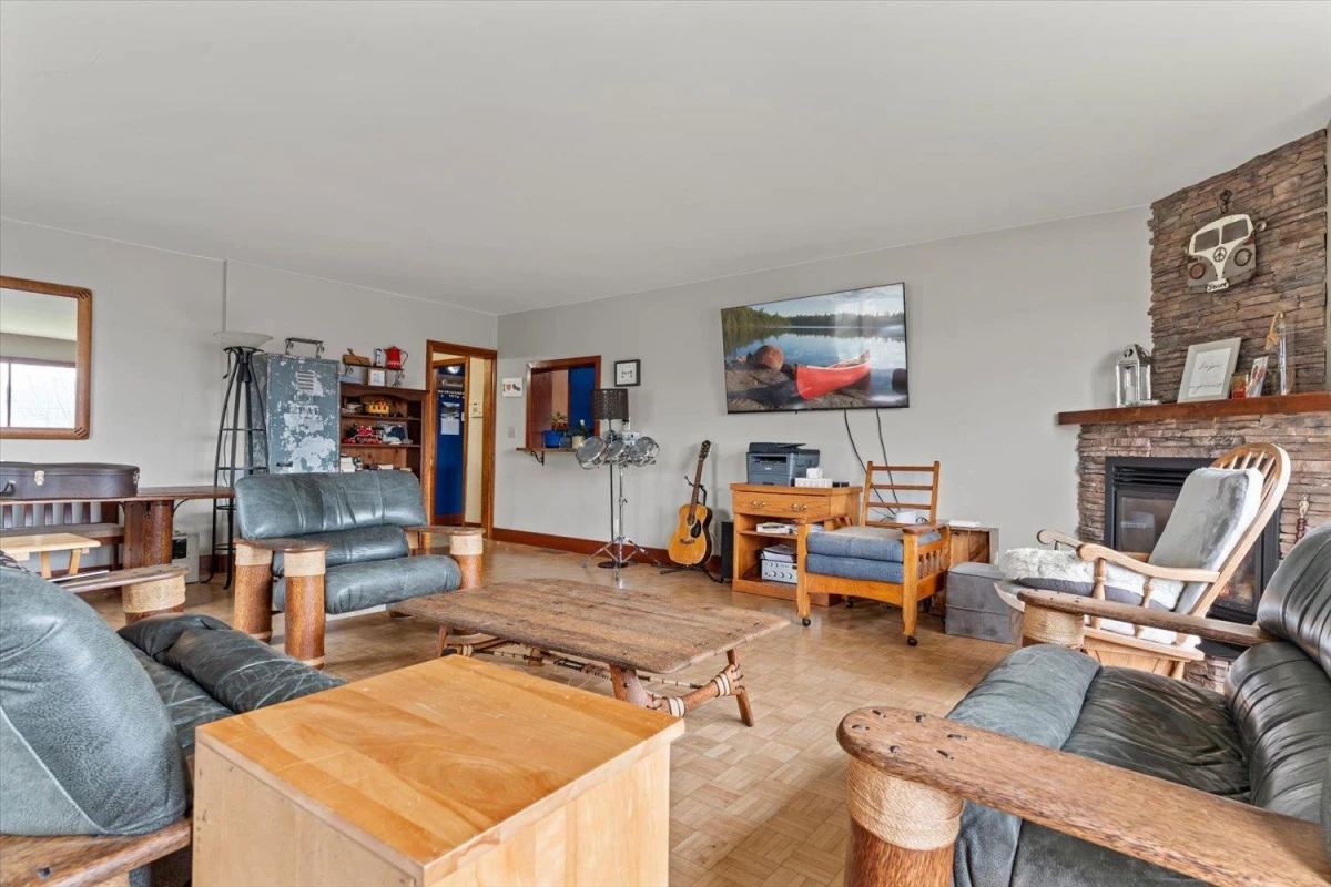 Dining Area Photo of 35317 Delair Road, Abbotsford, BC