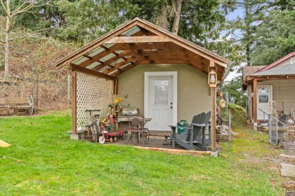 Outdoor Patio Photo of 35317 Delair Road, Abbotsford, BC