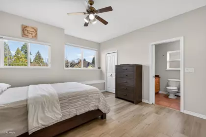 Office / Den Photo of 14170 65 Avenue, Surrey, BC