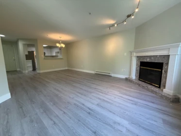 206 1955 Suffolk Avenue, Port Coquitlam, BC, Port Coquitlam — Apartment/Condo for sale