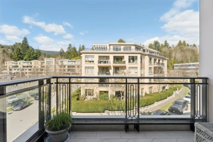 Entry Foyer Photo of 300 568 Waters Edge Crescent, West Vancouver, BC