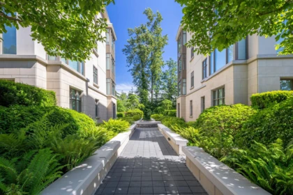 Hot Tub / Spa Photo of 300 568 Waters Edge Crescent, West Vancouver, BC