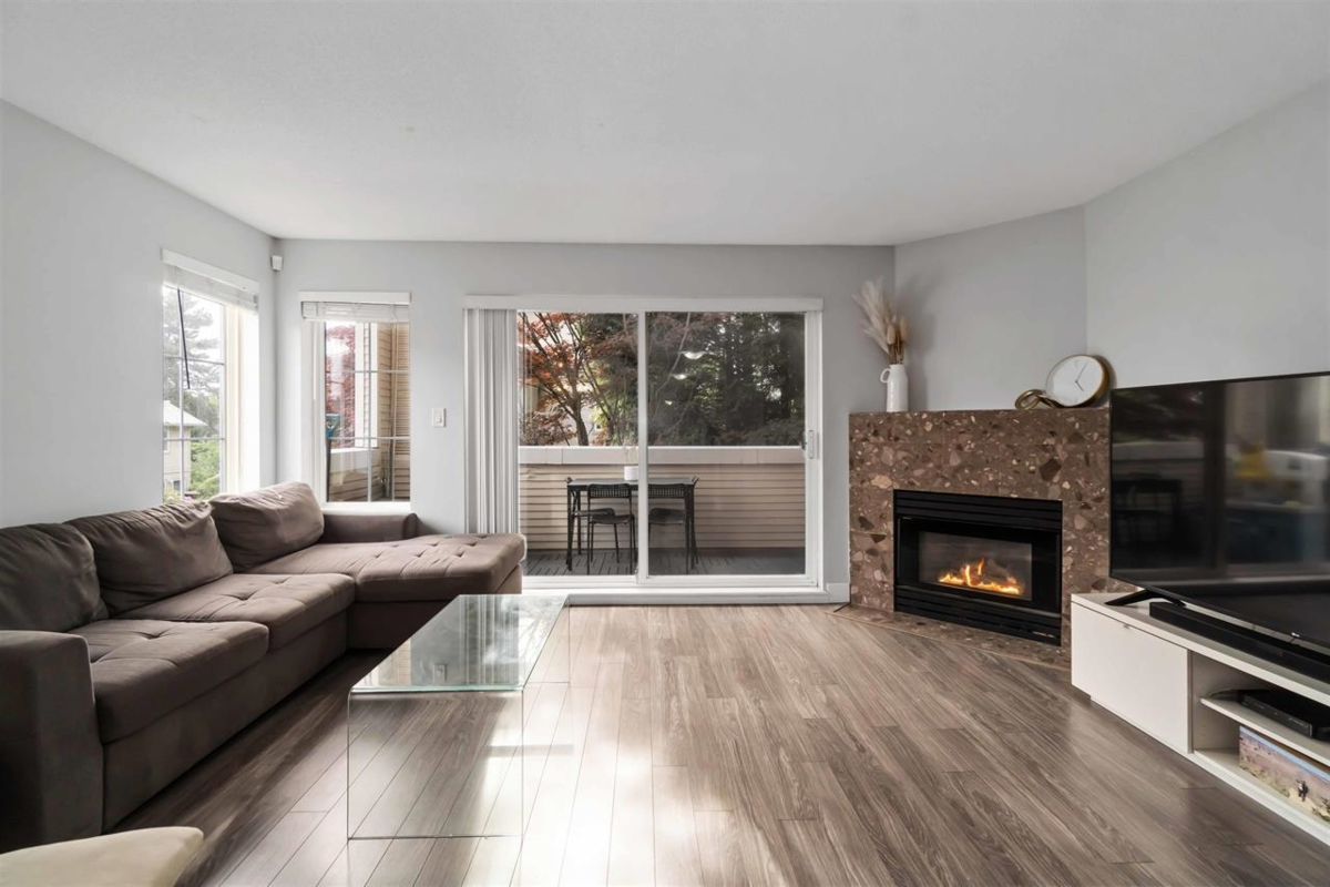 Dining Area Photo of 24 270 Casey Street, Coquitlam, BC