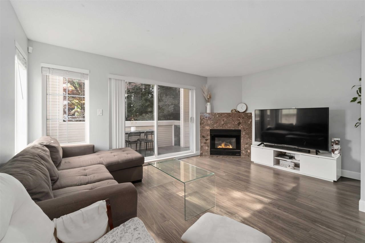 Living Room Photo of 24 270 Casey Street, Coquitlam, BC