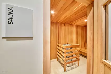 Entry Foyer Photo of 3706 6087 Wilson Avenue, Burnaby, BC