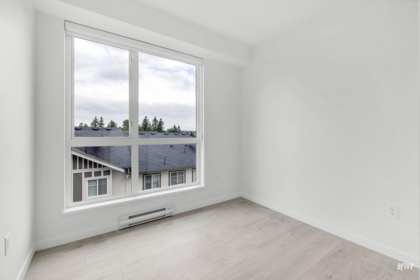 Office / Den Photo of 401 6585 195a Street, Surrey, BC