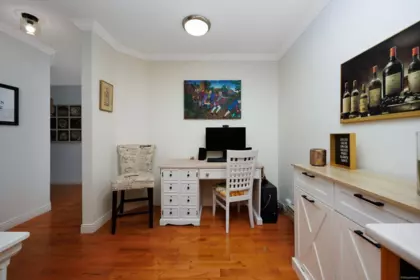Breakfast Nook Photo of 303 1500 Merklin Street, White Rock, BC