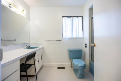 Laundry Room Photo of 1277 Holdom Avenue, Burnaby, BC