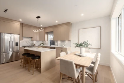 Kitchen Photo of 1 3506 E Pender Street, Vancouver, BC