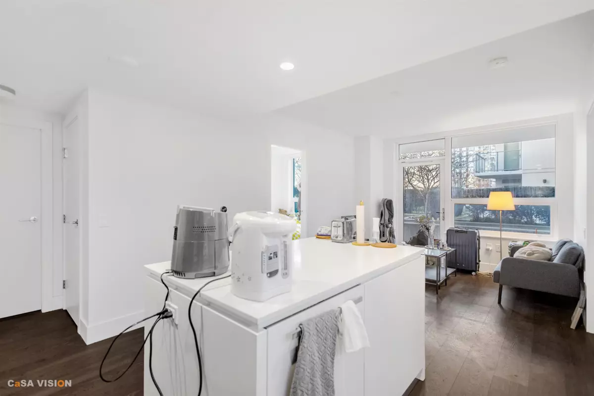 Dining Area Photo of 417 5508 Hollybridge Way, Richmond, BC
