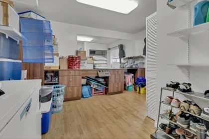 Laundry Room Photo of 6385 172 Street, Surrey, BC