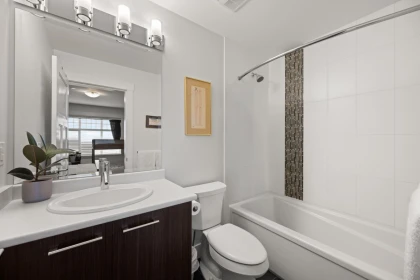 Primary Bathroom Photo of 4676 Blue Heron Way, Tsawwassen, BC