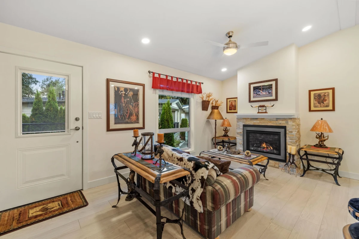 Dining Area Photo of 73 53480 Bridal Falls Road, Rosedale, BC
