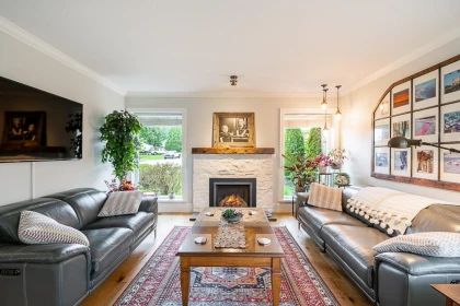 15464 60a Avenue, Surrey, BC, Surrey — Single Family Residence for sale
