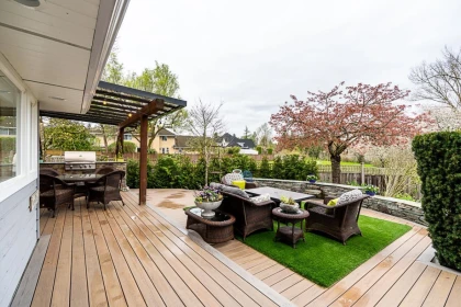 Swimming Pool Photo of 15464 60a Avenue, Surrey, BC