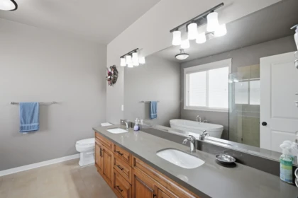 Hallway Photo of 2203 Riesling Drive, Abbotsford, BC