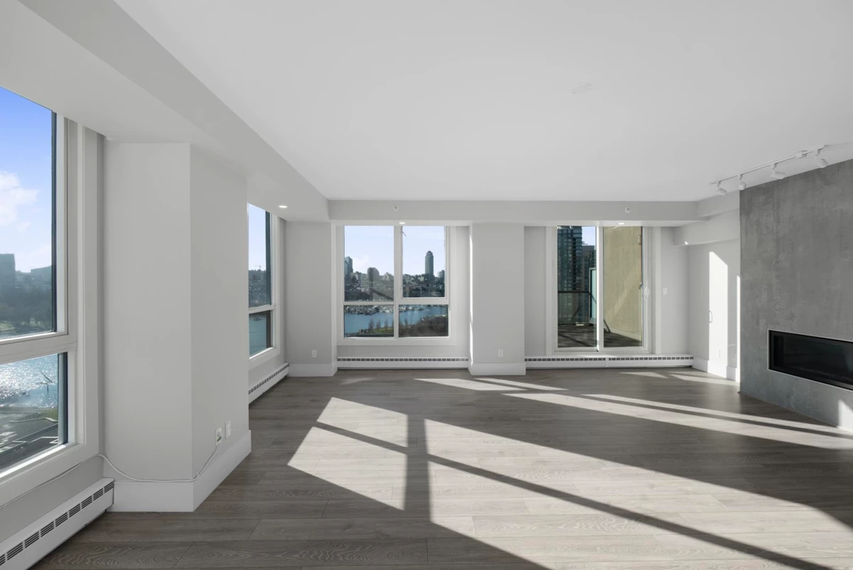 Family Room Photo of 18A 199 Drake Street, Vancouver, BC
