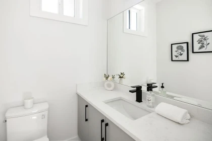 Guest Bathroom Photo of 25 20645 68 Avenue, Langley, BC