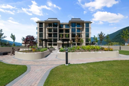 605 120 Esplanade Avenue, Harrison Hot Springs, BC, Harrison Hot Springs — Apartment/Condo for sale