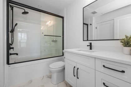 Laundry Room Photo of 605 120 Esplanade Avenue, Harrison Hot Springs, BC