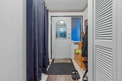 Basement Recreation Room Photo of 33132 Myrtle Avenue, Mission, BC