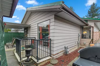 Outdoor Patio Photo of 33132 Myrtle Avenue, Mission, BC