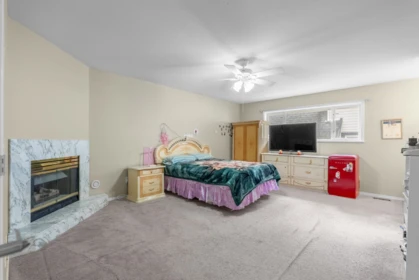 Walk-In Closet Photo of 9671 157 Street, Surrey, BC