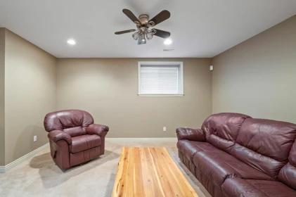 Mudroom Photo of 9 18868 69 Avenue, Surrey, BC