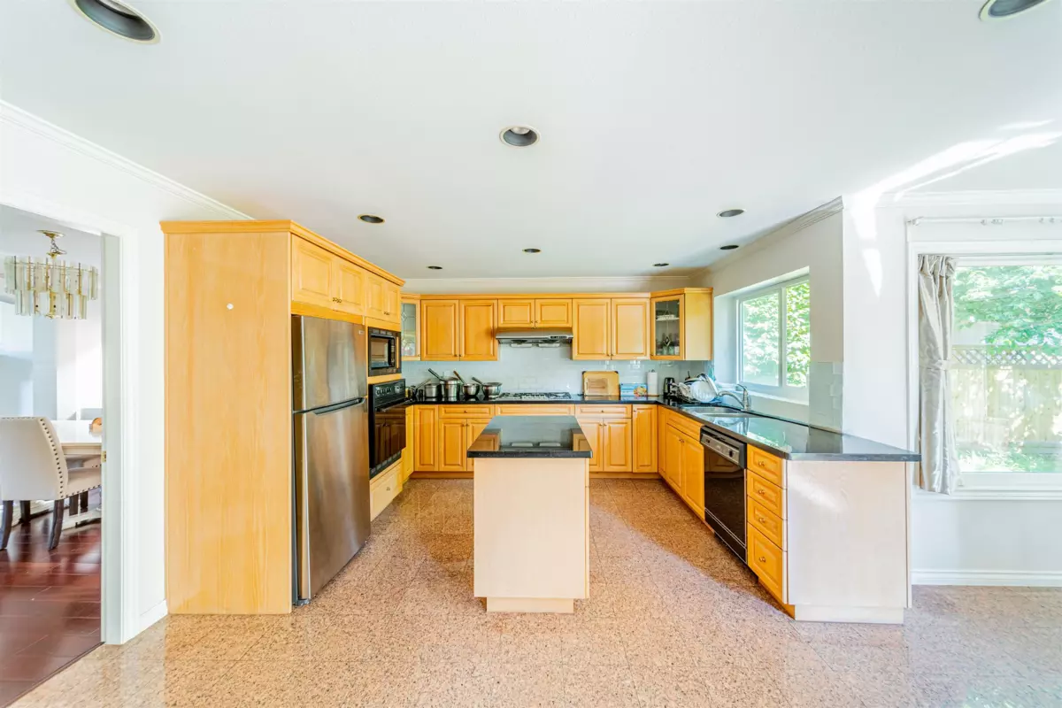 Family Room Photo of 6660 Livingstone Place, Richmond, BC