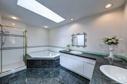 Primary Bathroom Photo of 6660 Livingstone Place, Richmond, BC