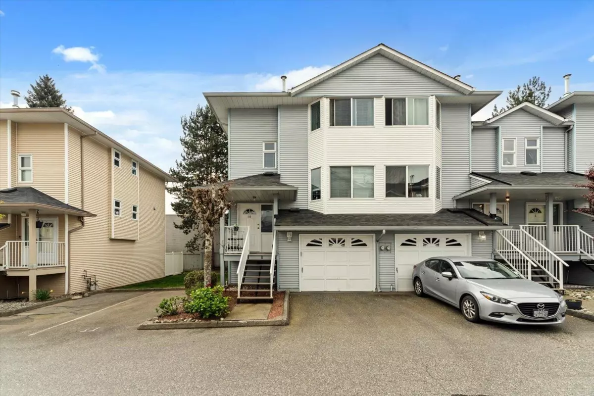 Exterior Rear Photo of 10 3087 Immel Street, Abbotsford, BC
