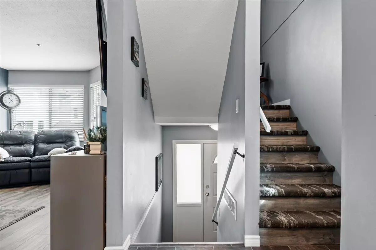 Family Room Photo of 10 3087 Immel Street, Abbotsford, BC